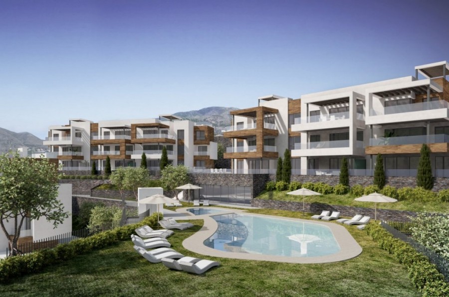 2, 3 and 4 bed properties for sale in Fuengirola